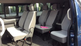 内装後方シート