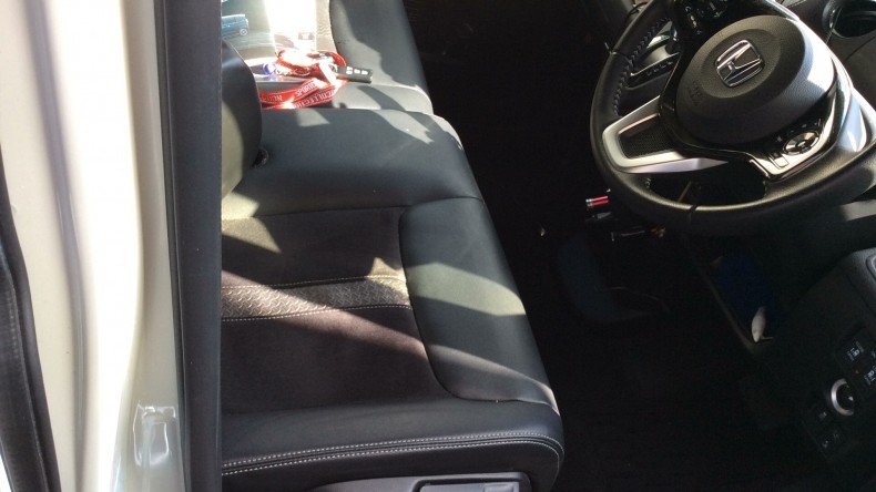 内装前方シート