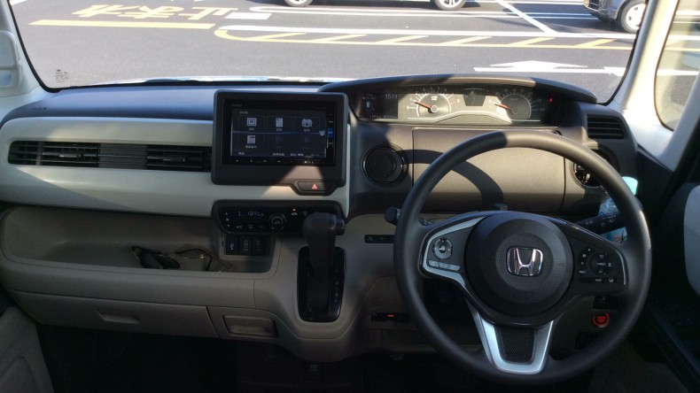 内装インパネ全体