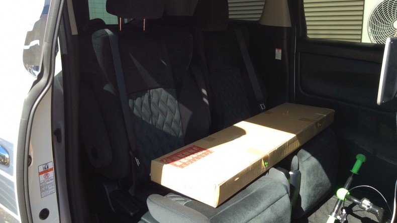 内装後方シート