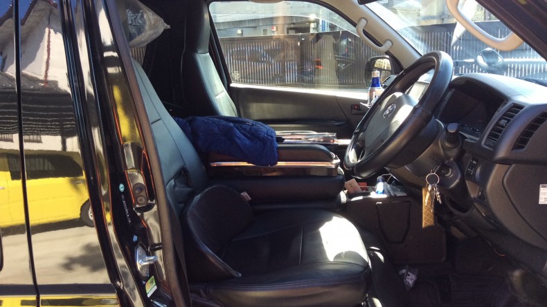 内装前方シート