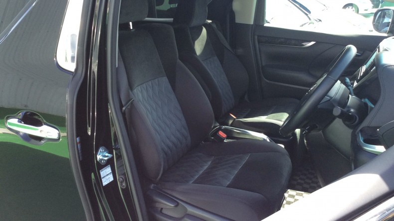 内装前方シート