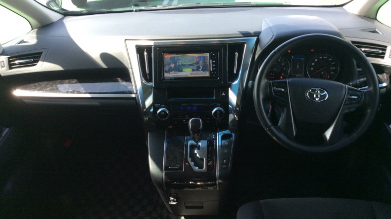 内装インパネ全体