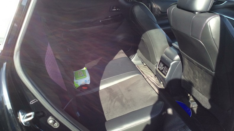 内装後方シート