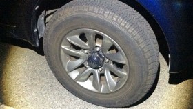 タイヤホイール前