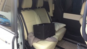 内装後方シート