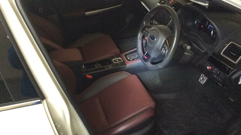 内装前方シート