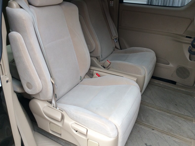 内装後方シート