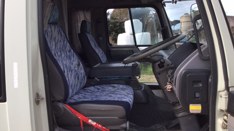 内装前方シート