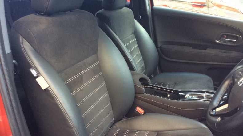 内装前方シート