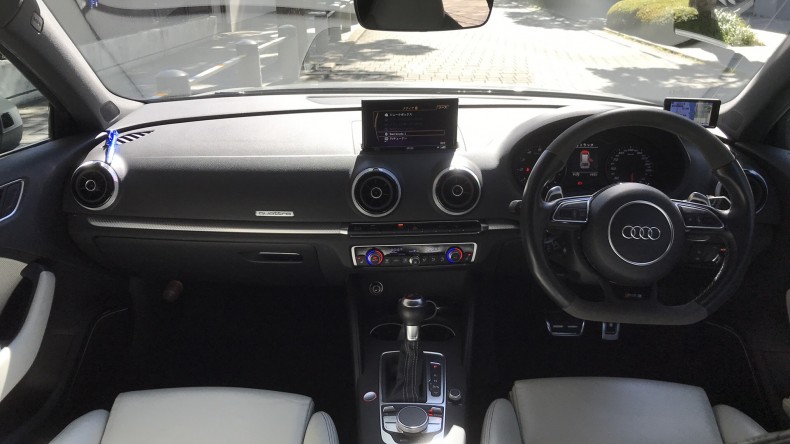 内装インパネ全体