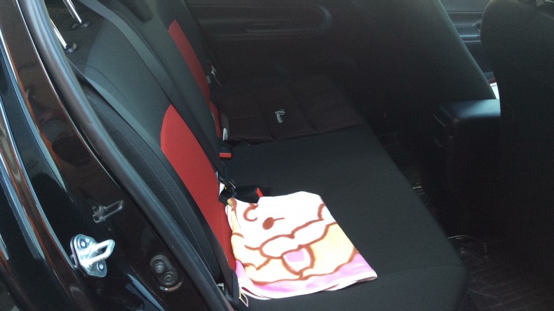 内装後方シート