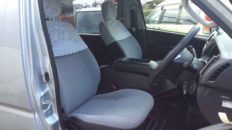 内装前方シート