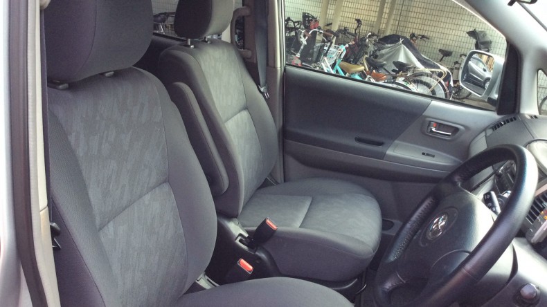 内装前方シート