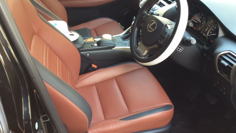 内装前方シート