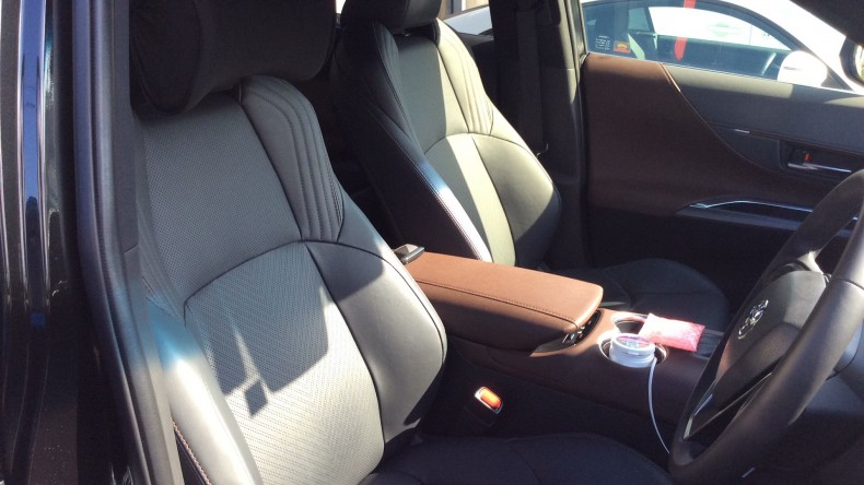 内装前方シート