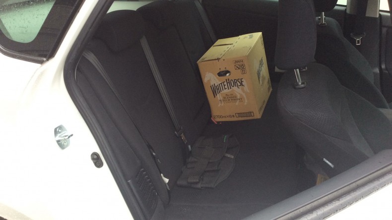 内装後方シート