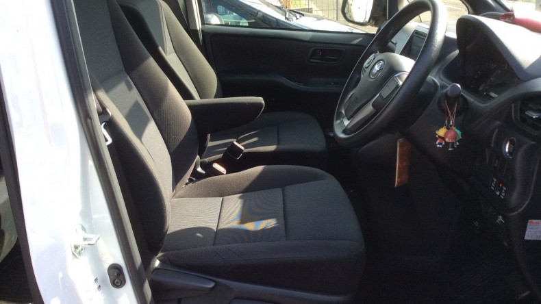 内装前方シート