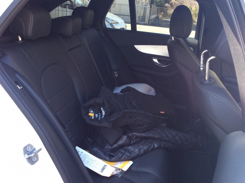 内装後方シート