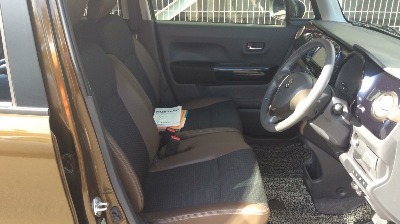 内装前方シート