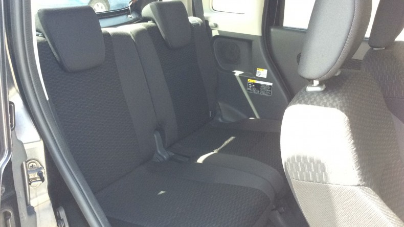 内装後方シート