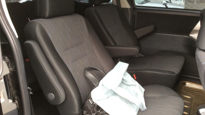 内装後方シート