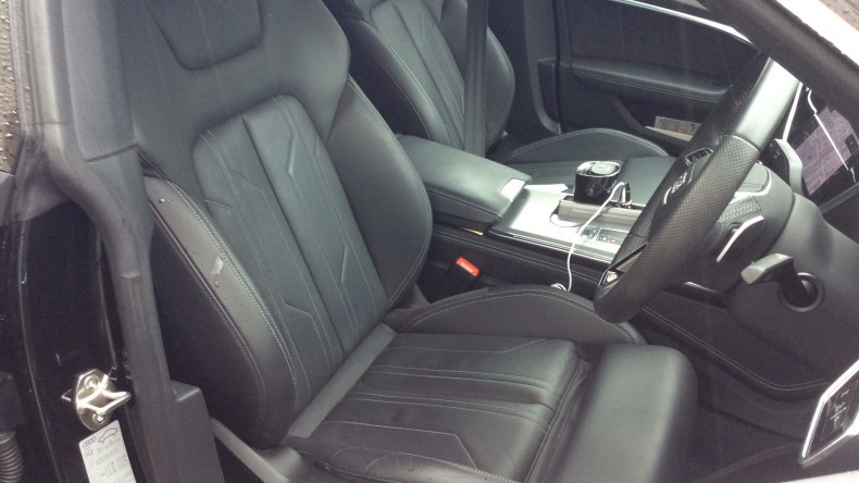 内装前方シート