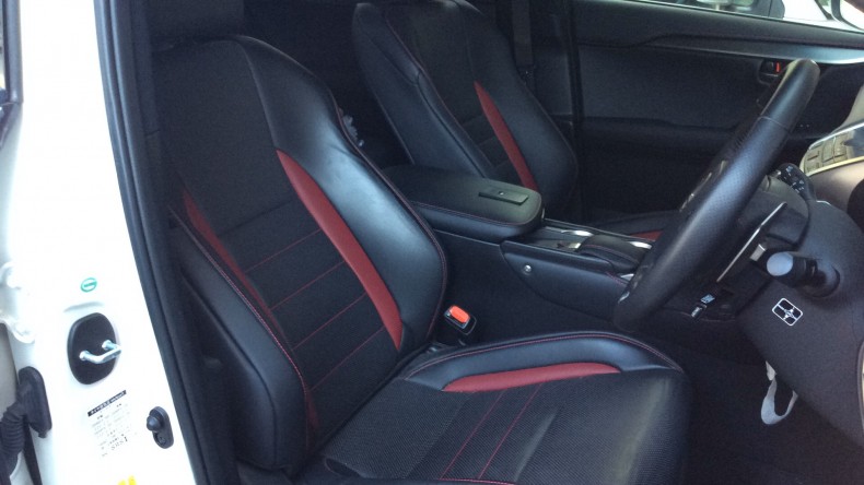 内装前方シート