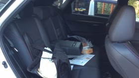 内装後方シート