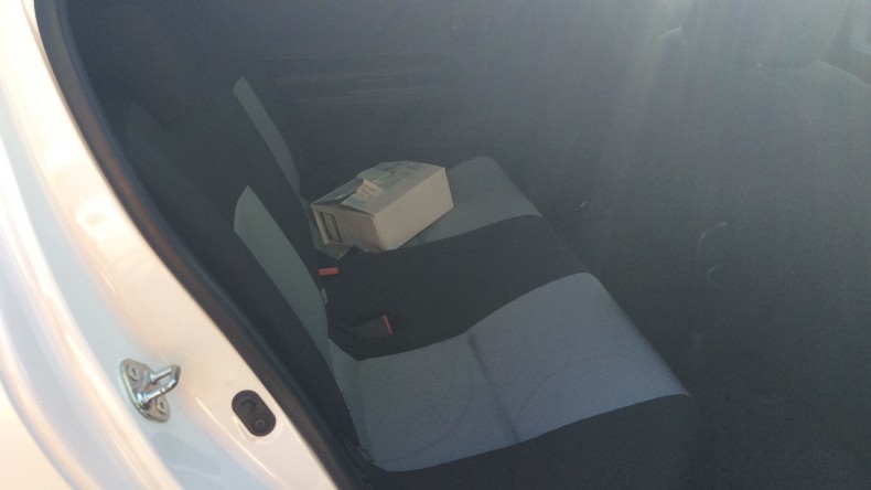 内装後方シート