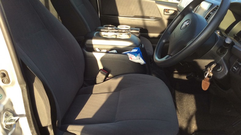 内装前方シート