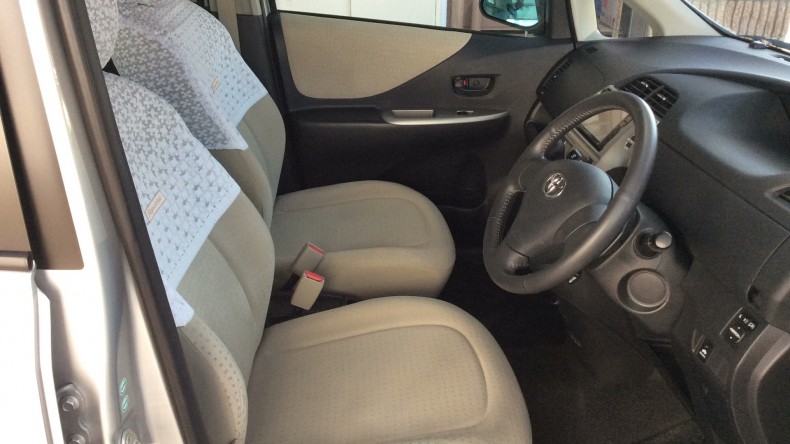 内装前方シート