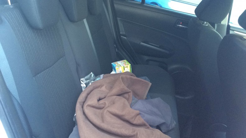 内装後方シート