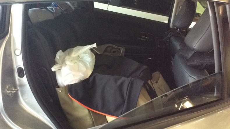 内装後方シート