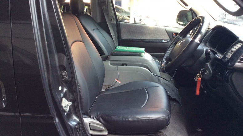 内装前方シート