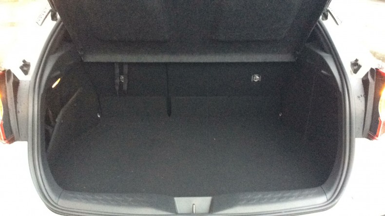 内装トランク