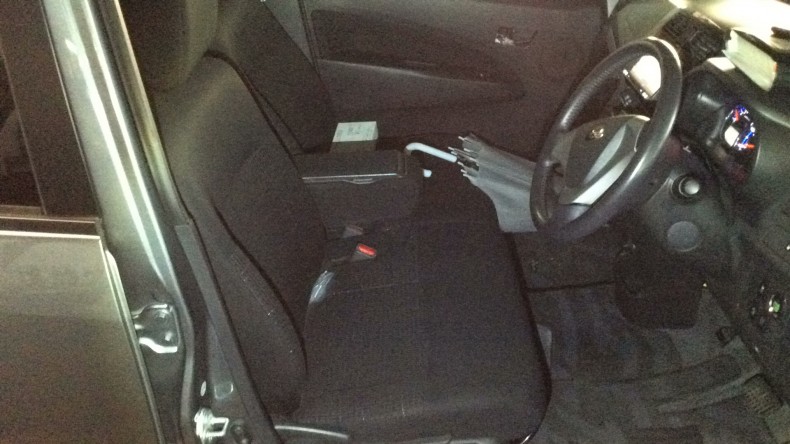 内装前方シート