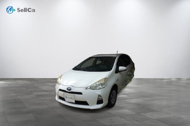 トヨタ/アクア-36428