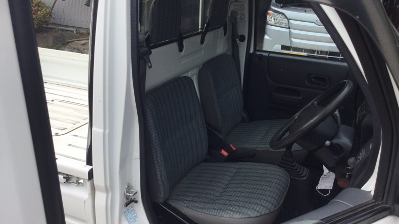 内装前方シート