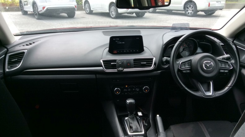 内装インパネ全体