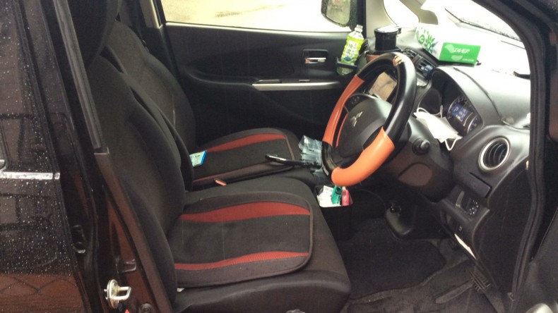 内装前方シート