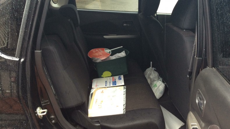 内装後方シート