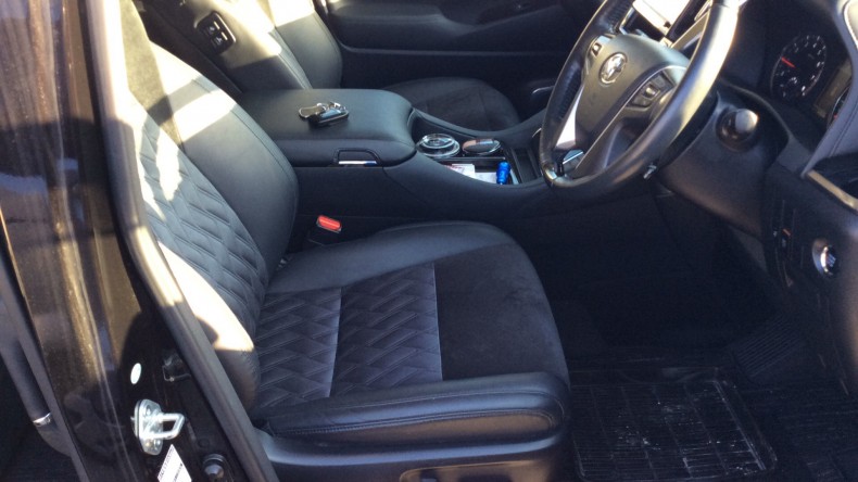 内装前方シート