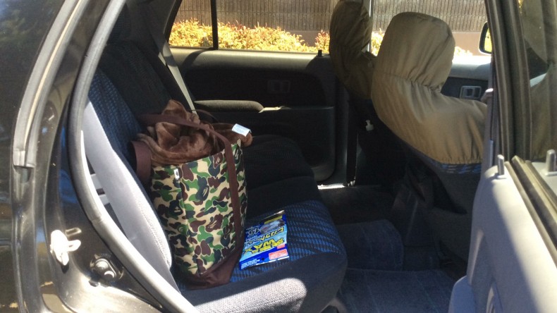 内装後方シート