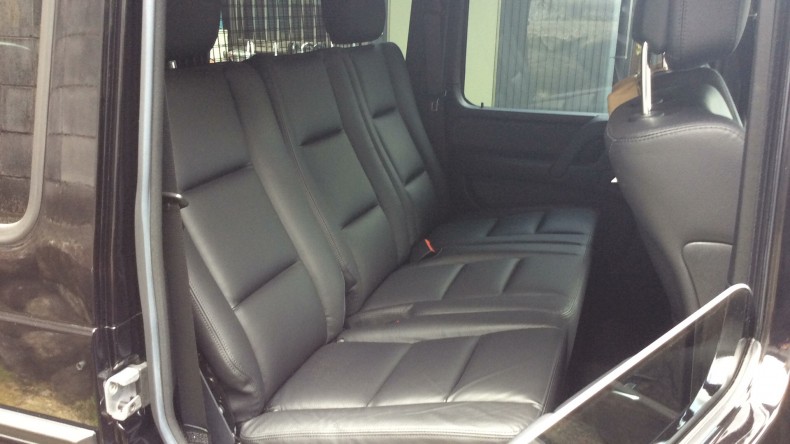 内装後方シート