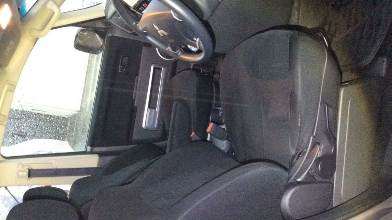 内装前方シート