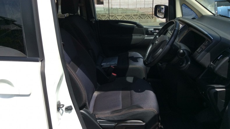 内装前方シート