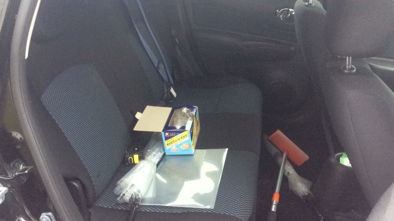 内装後方シート