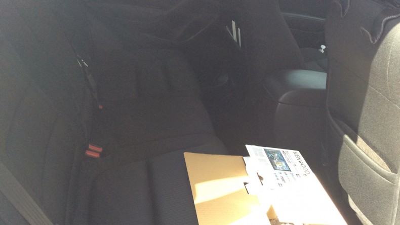 内装後方シート