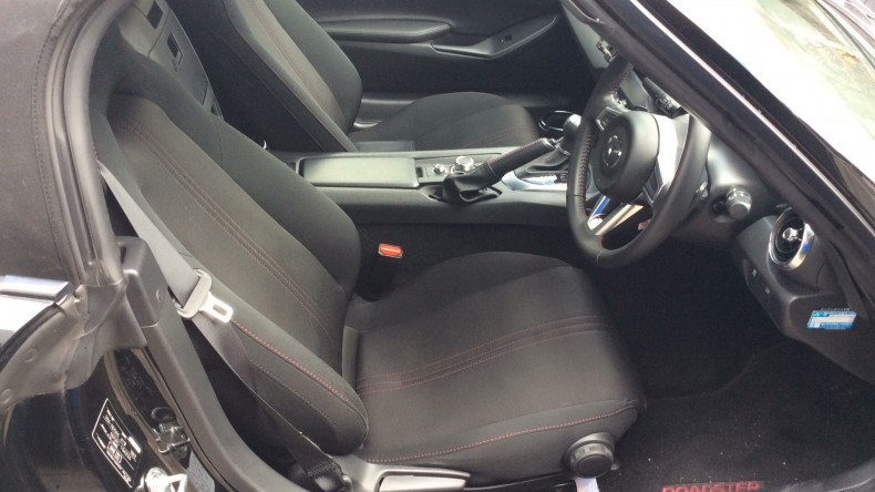 内装前方シート